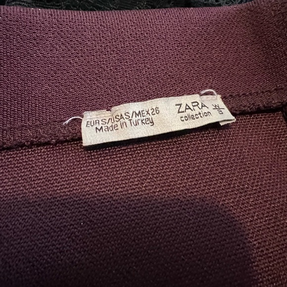 Zara plum form fitting skirt - Picture 3 of 3